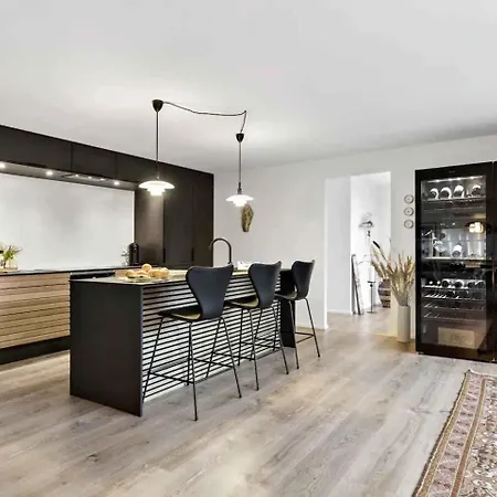 Vakantiehuis Luxury Summer House In Kandestederne *